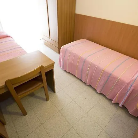 Ganfo Hotel 2*